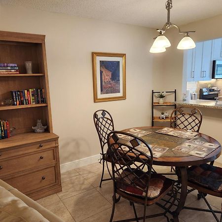 Sun&Fun - Beautiful Renovated 2/2 Villa In Jupiter Buitenkant foto